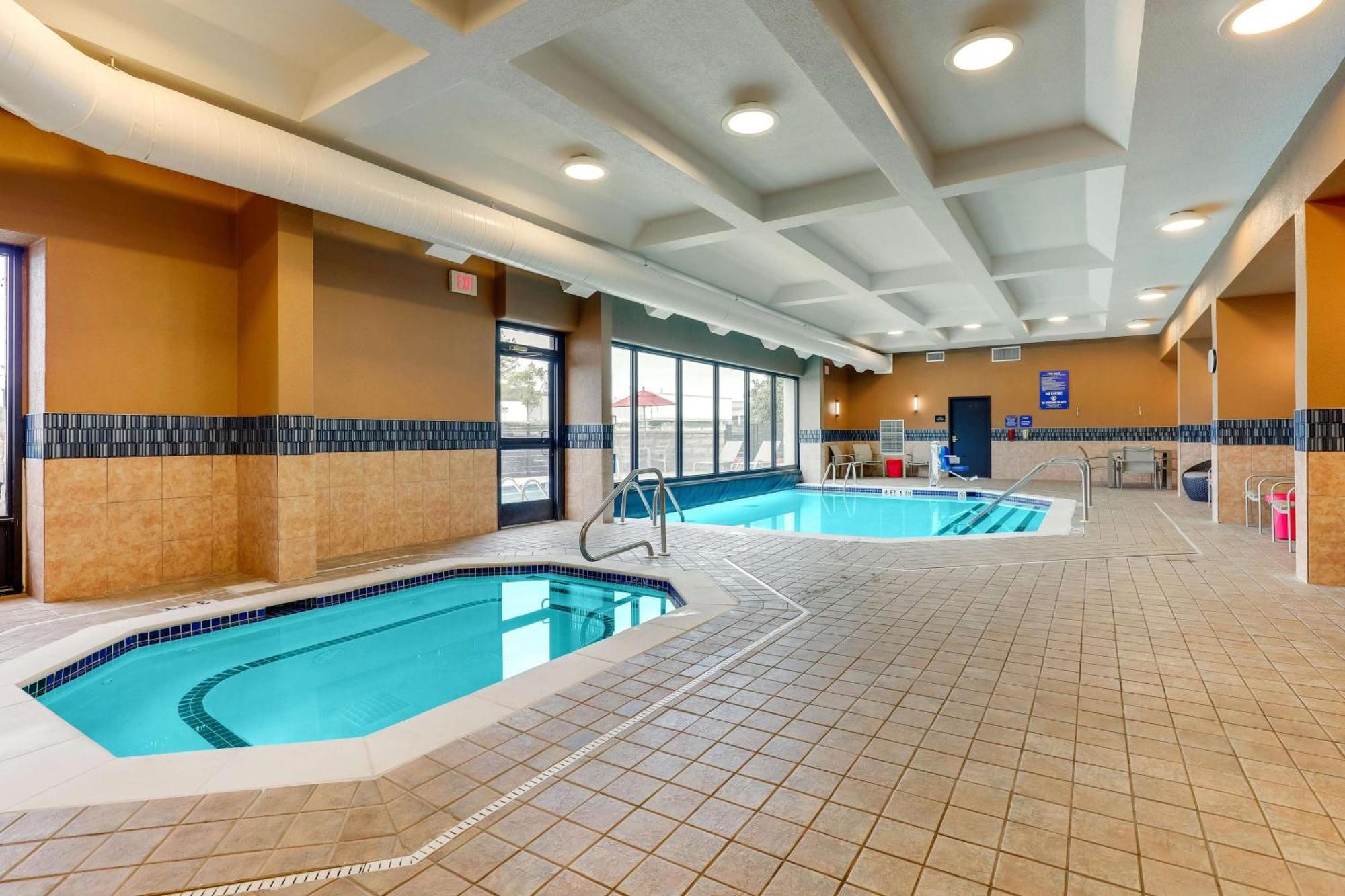 Drury Inn & Suites Birmingham Lakeshore Drive Ngoại thất bức ảnh