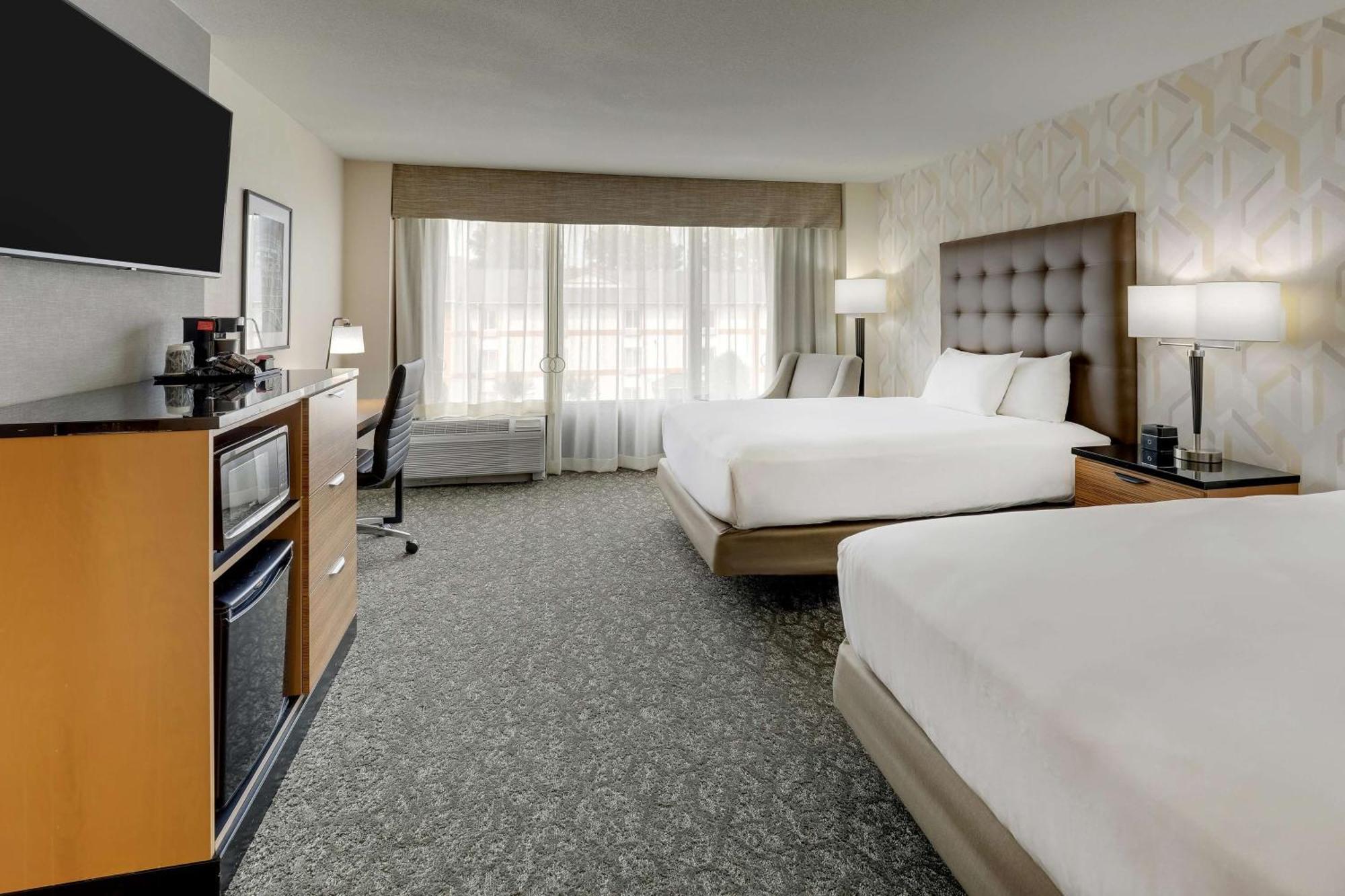 Drury Inn & Suites Birmingham Lakeshore Drive Ngoại thất bức ảnh