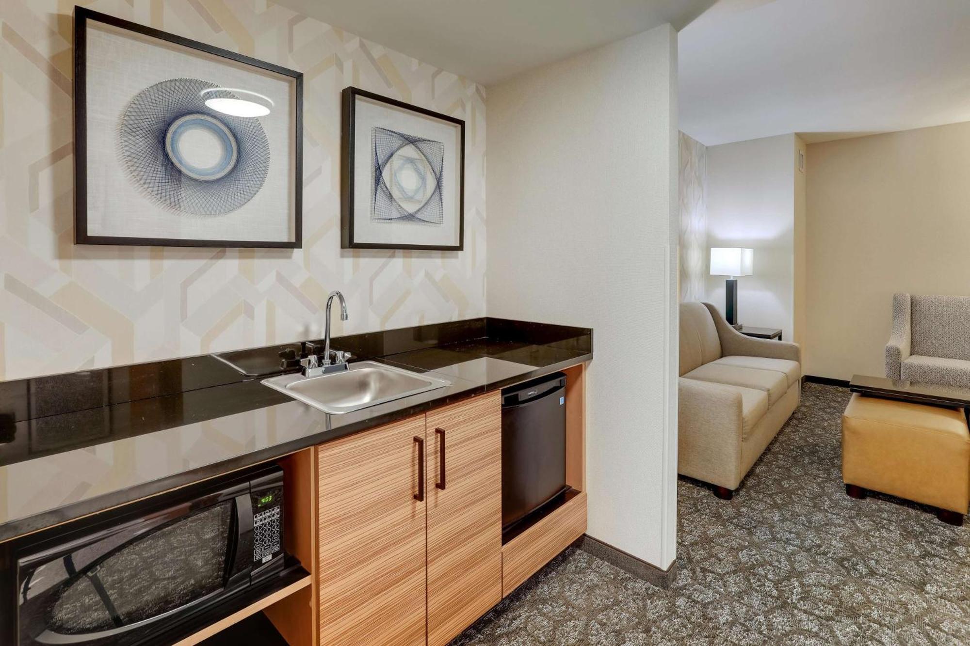 Drury Inn & Suites Birmingham Lakeshore Drive Ngoại thất bức ảnh