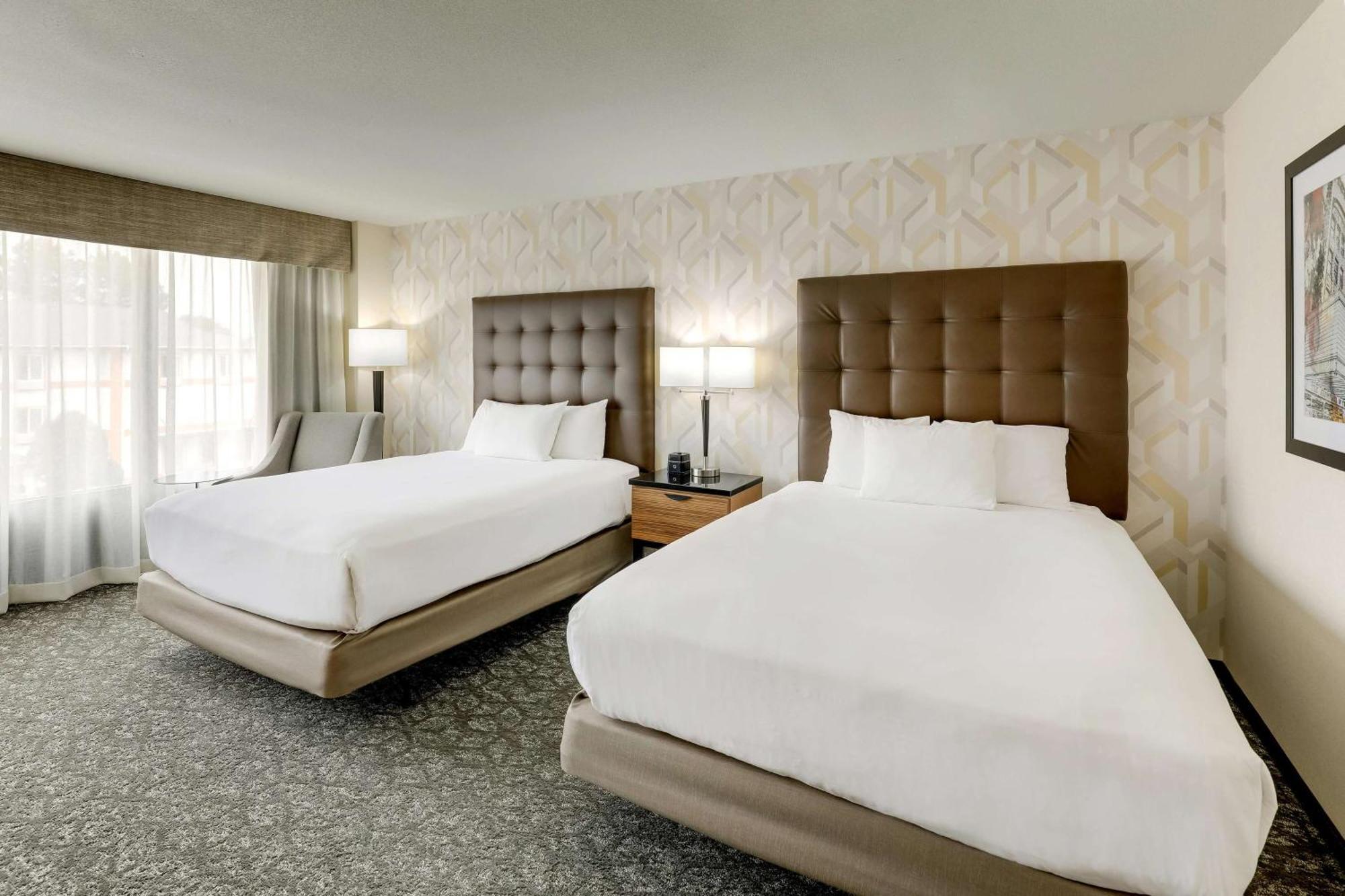 Drury Inn & Suites Birmingham Lakeshore Drive Ngoại thất bức ảnh