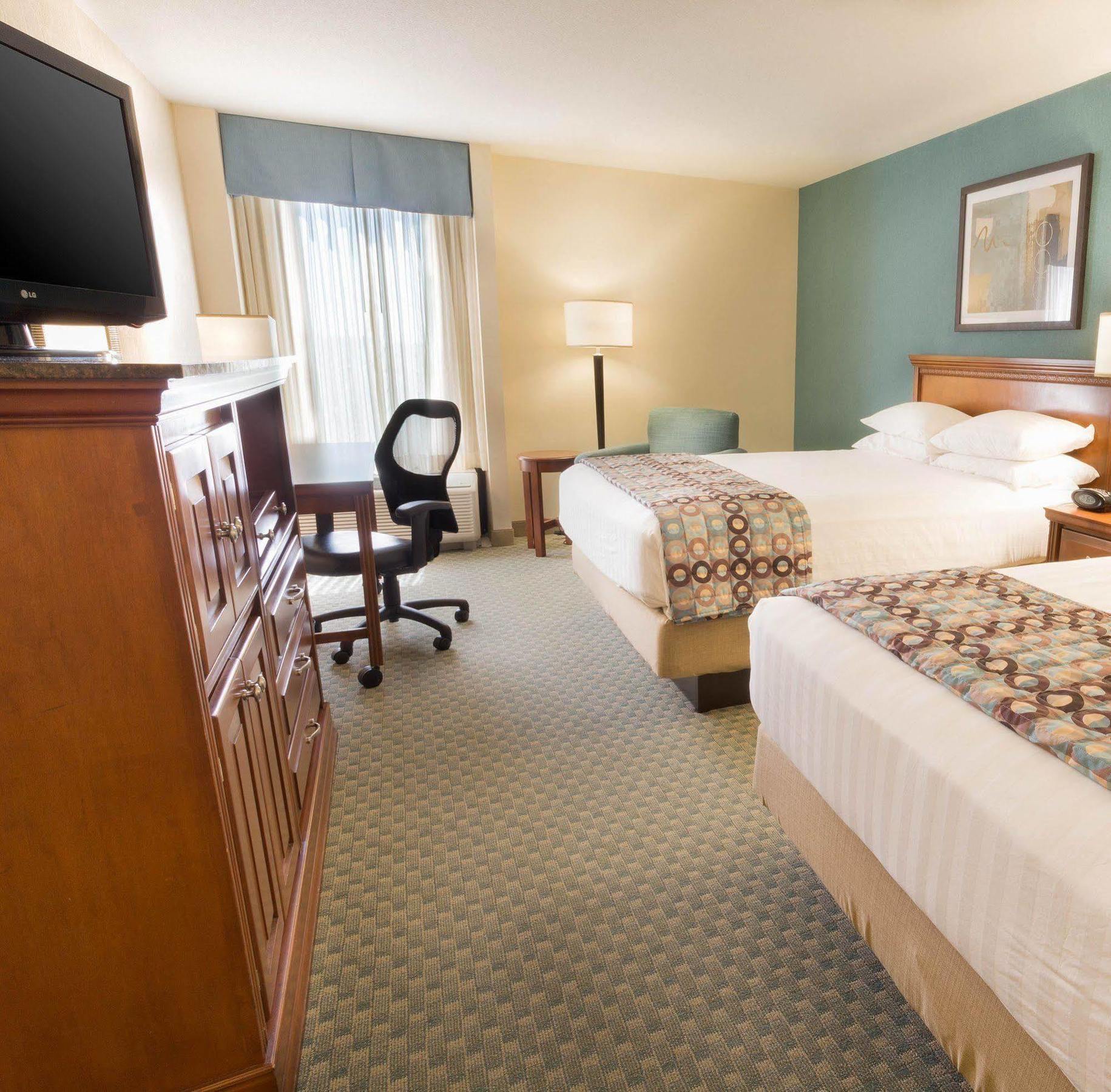 Drury Inn & Suites Birmingham Lakeshore Drive Ngoại thất bức ảnh
